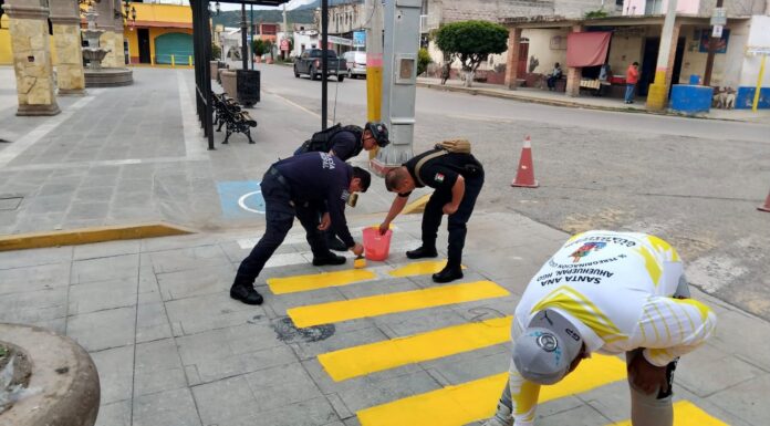 ¡Tepetitlán recupera espacios seguros! Rehabilitan pasos peatonales y mejoran la imagen del Palacio Municipal