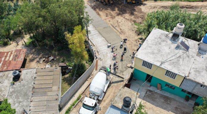 Entrega Gobierno Municipal de Tepeji del Río material para pavimentación en Melchor Ocampo “El Salto”