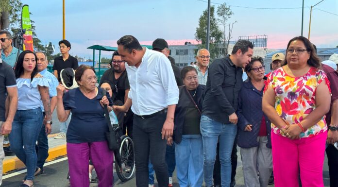 Inaguracion de rehabilitación en la avenida Sur , Colonia UHP