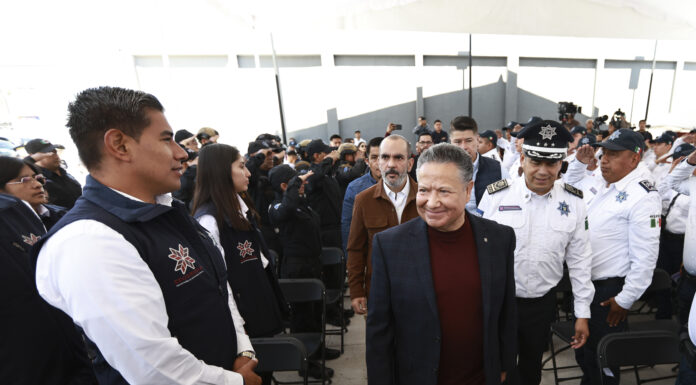 Julio Menchaca inaugura Cuartel de la Policía Estatal Cubitos