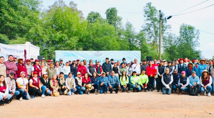 Continúan las acciones para el saneamiento del Río Rosas; ciudadanía y gobierno trabajan en jornada de limpieza