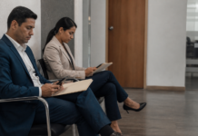 Tener un trabajo: entre el mérito y la recomendación