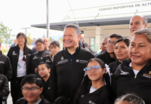 Julio Menchaca abandera a paratletas rumbo a la Conade 2026