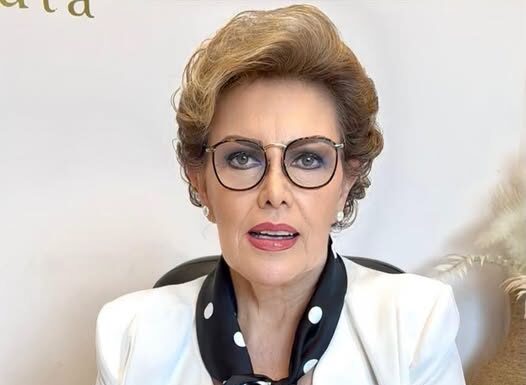 Cuando el celular ocupa demasiado espacio en nuestra vida: Psicóloga Sara Campos.