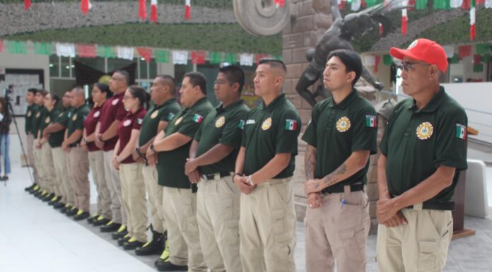Gobierno Municipal de Atotonilco de Tula refrenda su apoyo a Protección Civil y Bomberos con la entrega de equipamiento completo