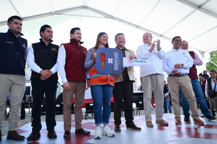 201026_GOBERNADOR_EQUIPAMIENTO PARA EL FORTALECIMIENTO DE LA INFRAESTRUCTURA PÚBLICA_PEMEX_PACHUCA_KS-14
